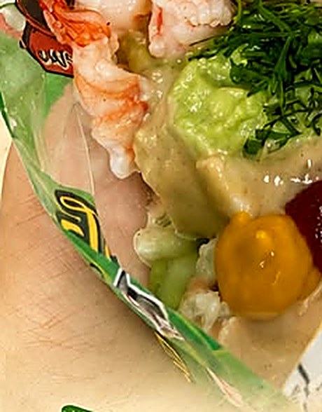 Ceviche A Lo Manaba con camarón y aguacate